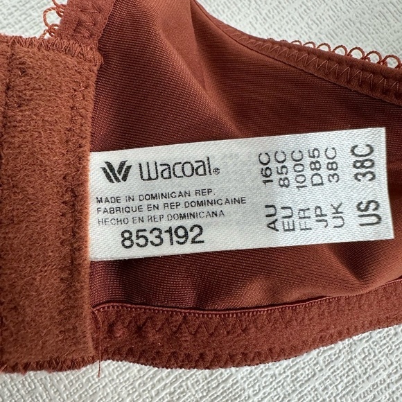 Wacoal Basic Beauty Spacer Underwire T shirt bra size 38C - Picture 6 of 7